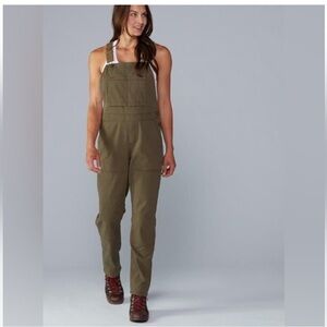 NWT REI Women’s trailsmith overalls, size 10
